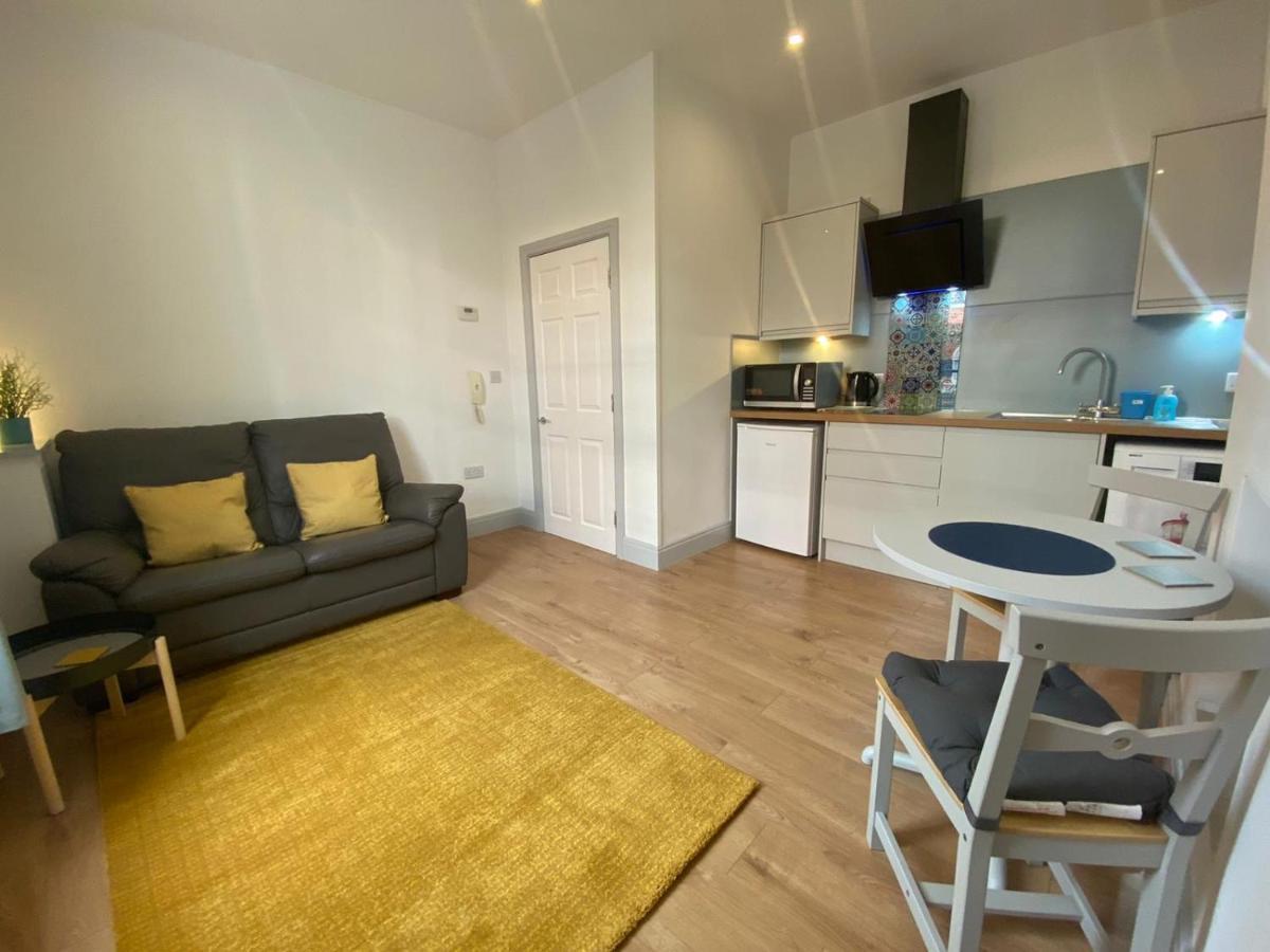 Avenham Apartments Престън Екстериор снимка